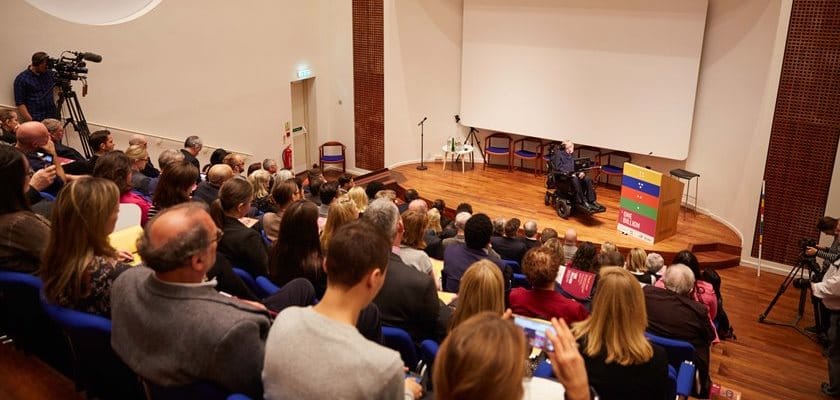 Picture of Stephen Hawking at the Møller Centre