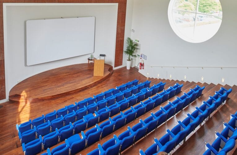 Picture of the moller lecture theatre